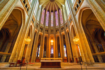 Fototapeta na wymiar Intérieur de la cathédrale Sainte-Croix d'Orléans
