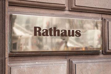 Schild 205 - Rathaus