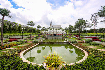 Fototapeta na wymiar NAKHONRATCHASIMA THAILAND - September 25, 2016 : Beautiful garden at Kensington English hotel, Nakhonratchasima, Thailand