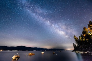 The Milky Way over Lake Tahoe - obrazy, fototapety, plakaty