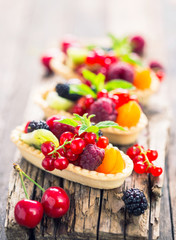 Berry fruit tarts 
