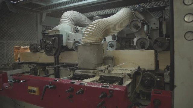 The production line for wood. Woodworking industry: machinery and equipment for cutting and grinding lamellae. Production of laminated veneer lumber.LVL Laminated Veneer Lumbe.