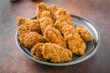 Fried chicken wings