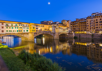 Obraz premium Bridge Ponte Vecchio in Florence - Italy