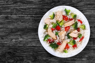 fried broccoli, bell pepper and chicken breast