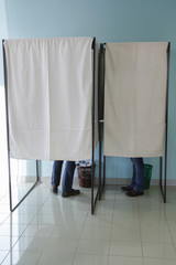 ELECTIONS, BUREAU DE VOTE,  ISOLOIR