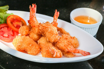 batter fried prawns