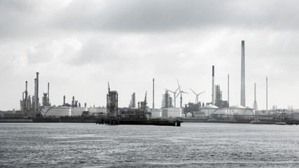 Naklejka premium Petrochemical industrial complex