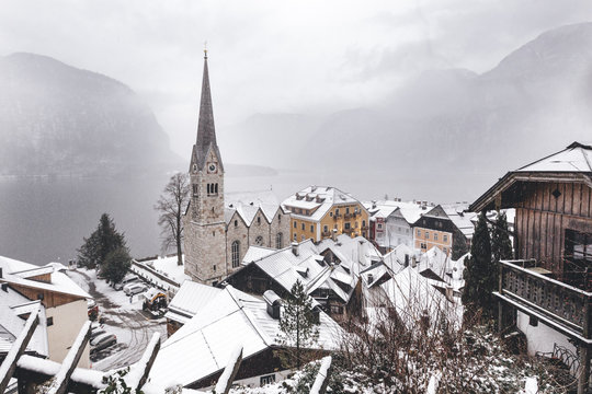 village myst&eacute;rieux II