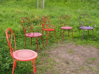 Bilder und Videos suchen: stuhlkreis