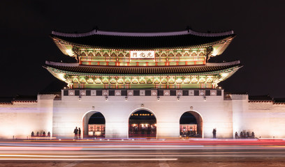 Fototapeta premium Gwanghwamu, the main gate of Gyeongbokgung palace in Seoul