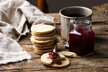 Scottish Oatcakes with cowberry jam.style rustic