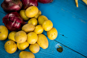 Composition with assorted raw organic vegetables