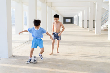 Boy play football