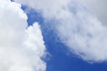 Obraz premium blue sky and cloud beautiful vivid in nature background