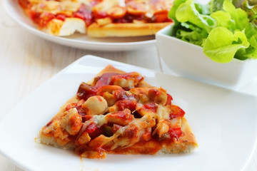Pizza  is Italain food.