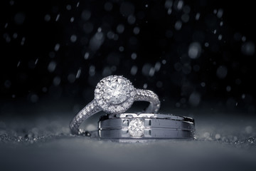 wedding engagement diamond rings with water drops