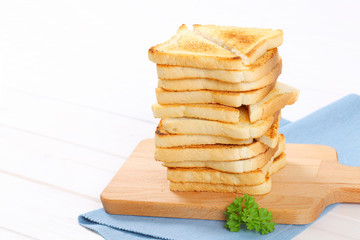 slices of toasted bread