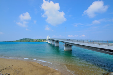 Obraz premium 瀬底大橋