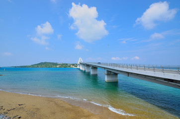 Obraz premium 瀬底大橋