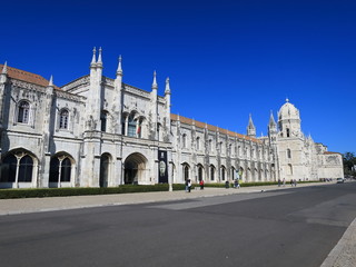 Mosteiro dos Jerónimos; Lissabon - obrazy, fototapety, plakaty