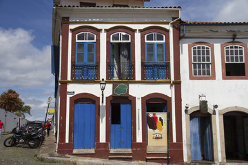 Colonial House
