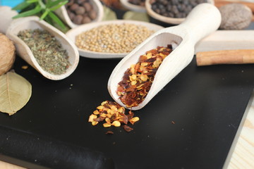 spices and herbs, spice, herb, pepper, garlic, mustard, clove, allspice, nutmeg, anise, anise star seed, chili, dried chilis, bay leaf, cinnamon, 