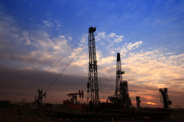 Obraz premium The oil pump, industrial equipment