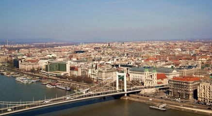 Fototapeta na wymiar Cityscape of Budapest with view of Elisabeth Bridge and St Stephens basilica