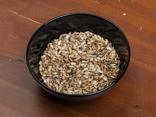 Peeled sunflower seeds