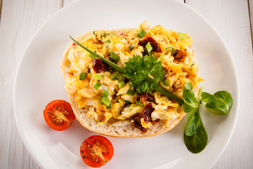 Breakfast - scrambled eggs