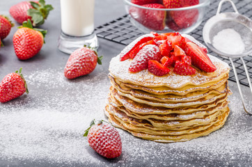 American pancakes with strawberries