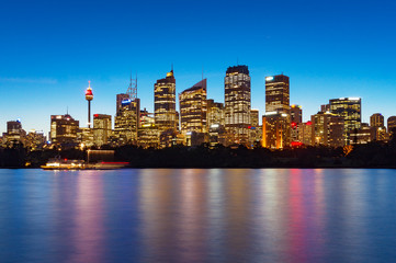 Naklejka premium Sydney cityscape at dusk. Long exposure