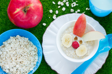 Easter bunny oatmeal fun and healthy breakfast idea