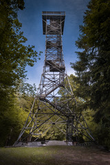 Stählibuck Aussichtsturm im Wald