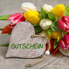 Tulpen und Herz: Gutschein