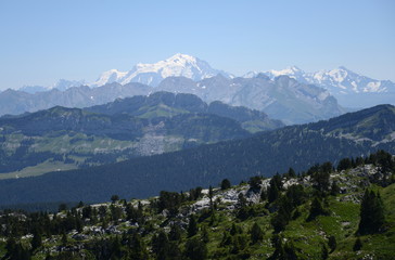 Fototapeta na wymiar Mont-Blanc vu du Parmelan