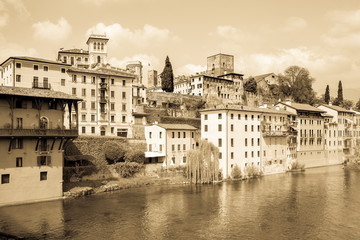 Fototapeta na wymiar Typical houses on the banks of the Adige river in Verona.