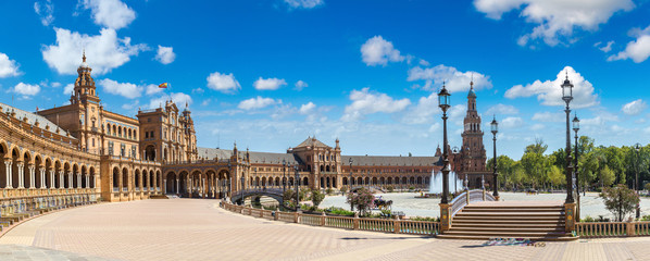 Fototapeta premium Spanish Square in Sevilla