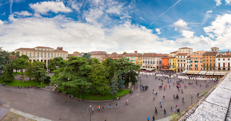Naklejka premium Panoramic view of Verona