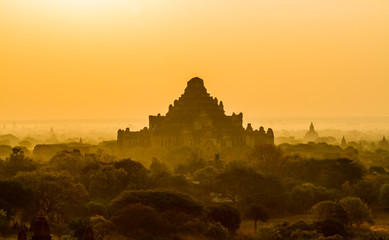 Obraz premium Bagan sunrise