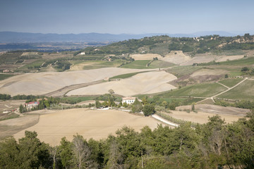 Fototapeta na wymiar Countryside outside Montepulciano Village, Tuscany