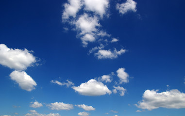 Fototapeta na wymiar white clouds