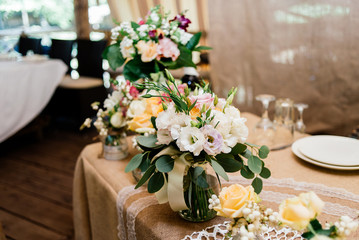 Obraz na płótnie Canvas Wedding floral decorations