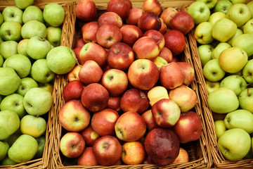 Apples in supermarket