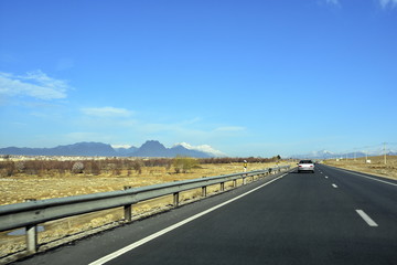 Shahin Shahr to Fereydoun Shahr, Esfahan, on the spring road trip, within 2 hour drive environment will totally change  