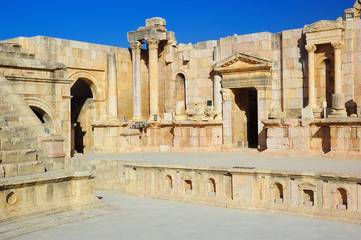 Fototapeta premium Jerash - ruins of the Roman city in Jordan