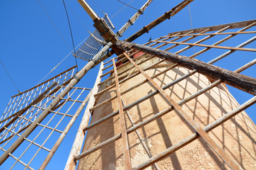 Pale del mulino a vento delle Saline Ettore e Infersa