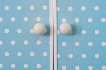 Door locker with polka dots with handles