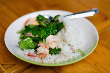 Fried kale with shrimps
